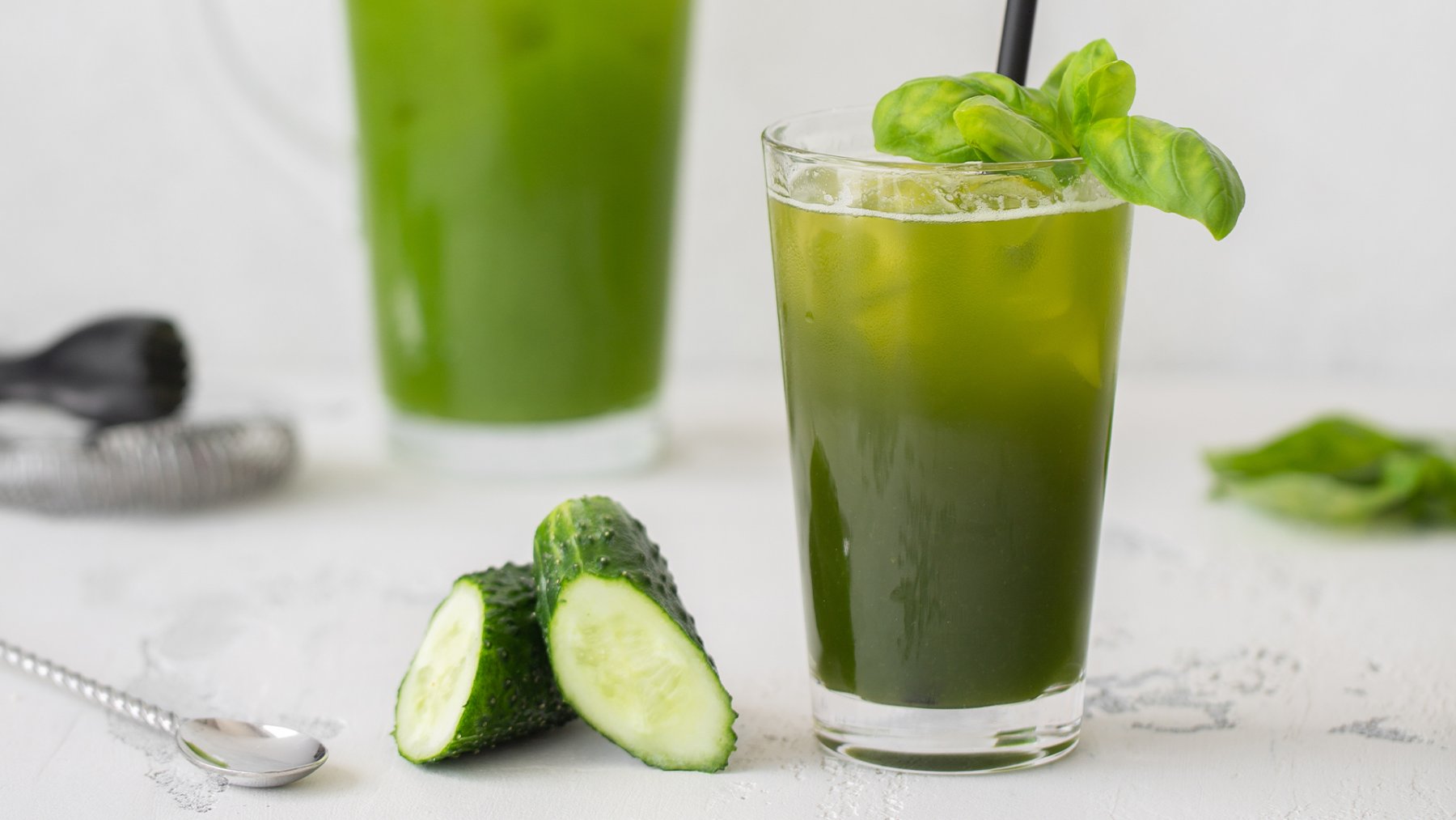Mocktail met komkommer en meloen