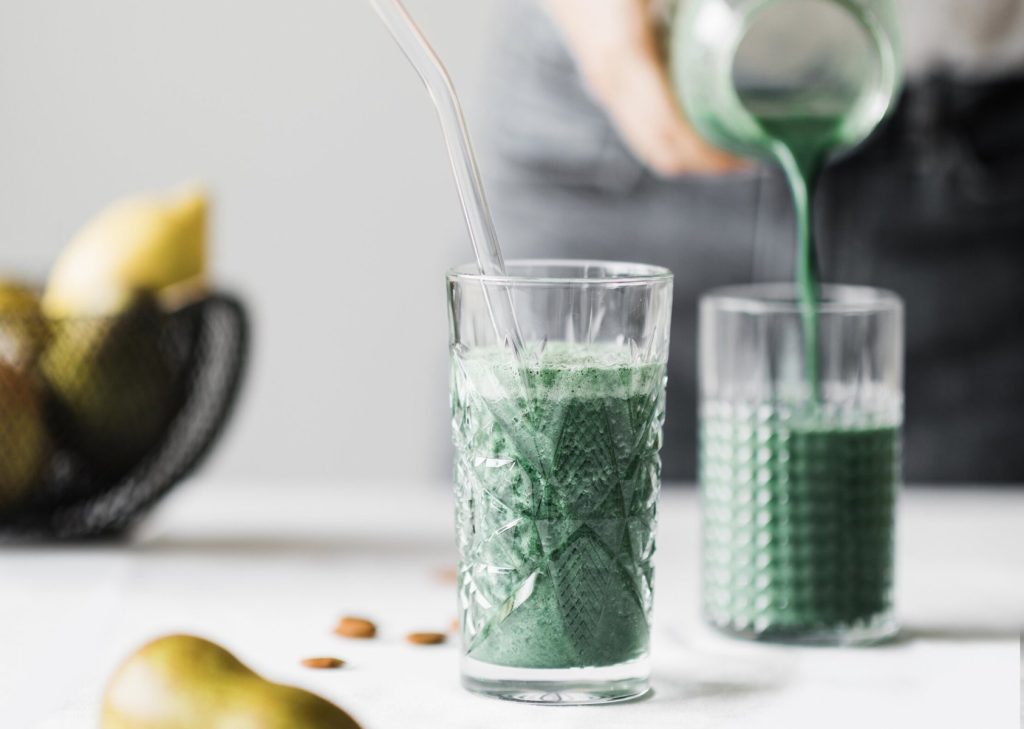 Smoothie met spinazie en groene thee