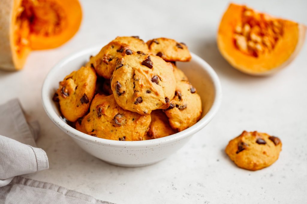 Vegan pompoen chocolate chip cookies