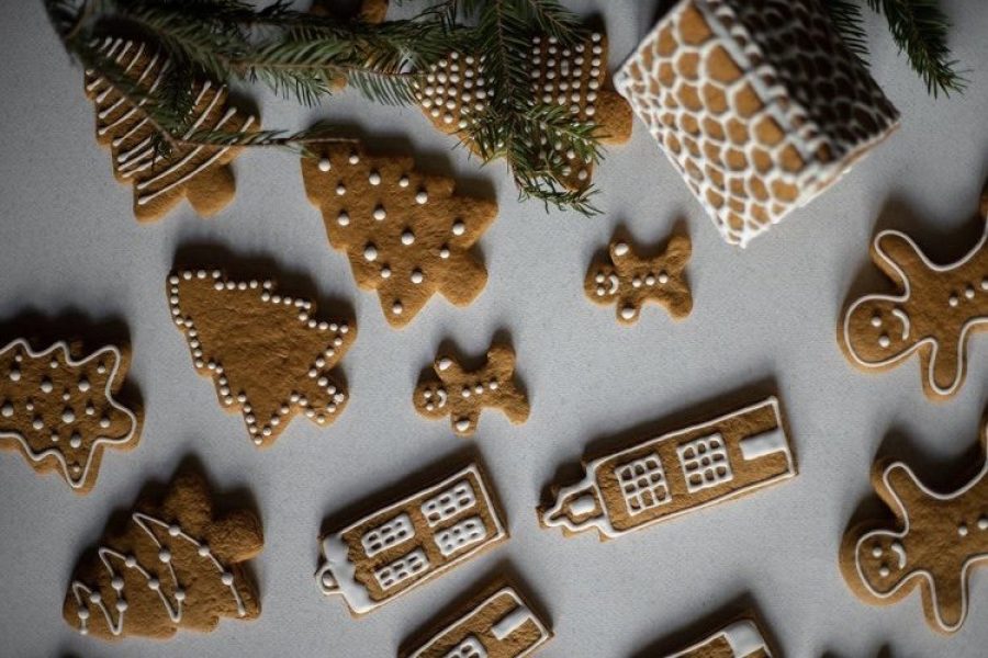 Vegan kerstkaneelkoekjes